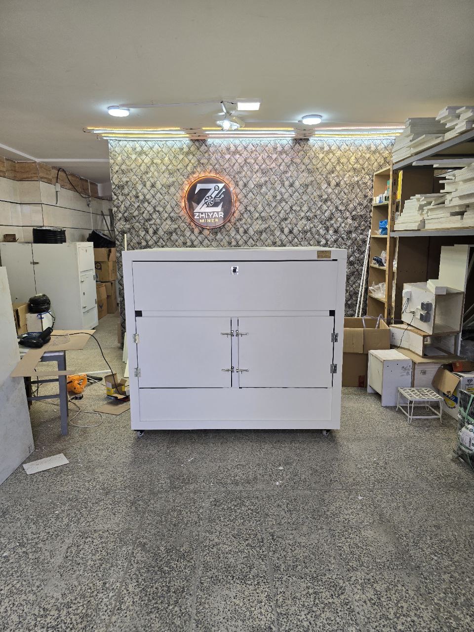 سوپر سایلنت باکس ماینر کولر دار جنس بدنه PVC دو ظرفیتی